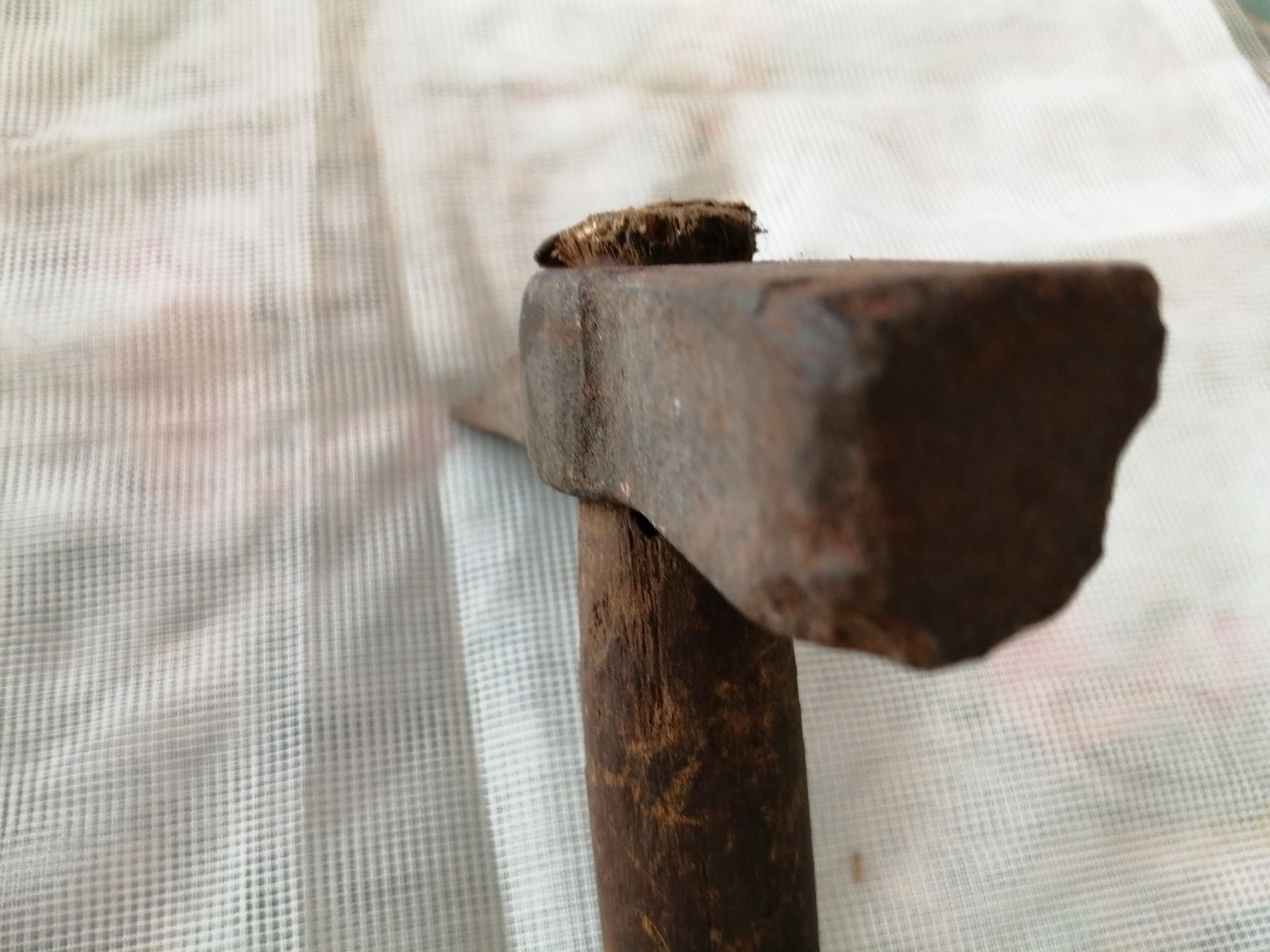 Tutti gli attrezzi: Antiker Hammer, Nostalgie Werkzeug  – Usato da Honau venduto da holunder3 5