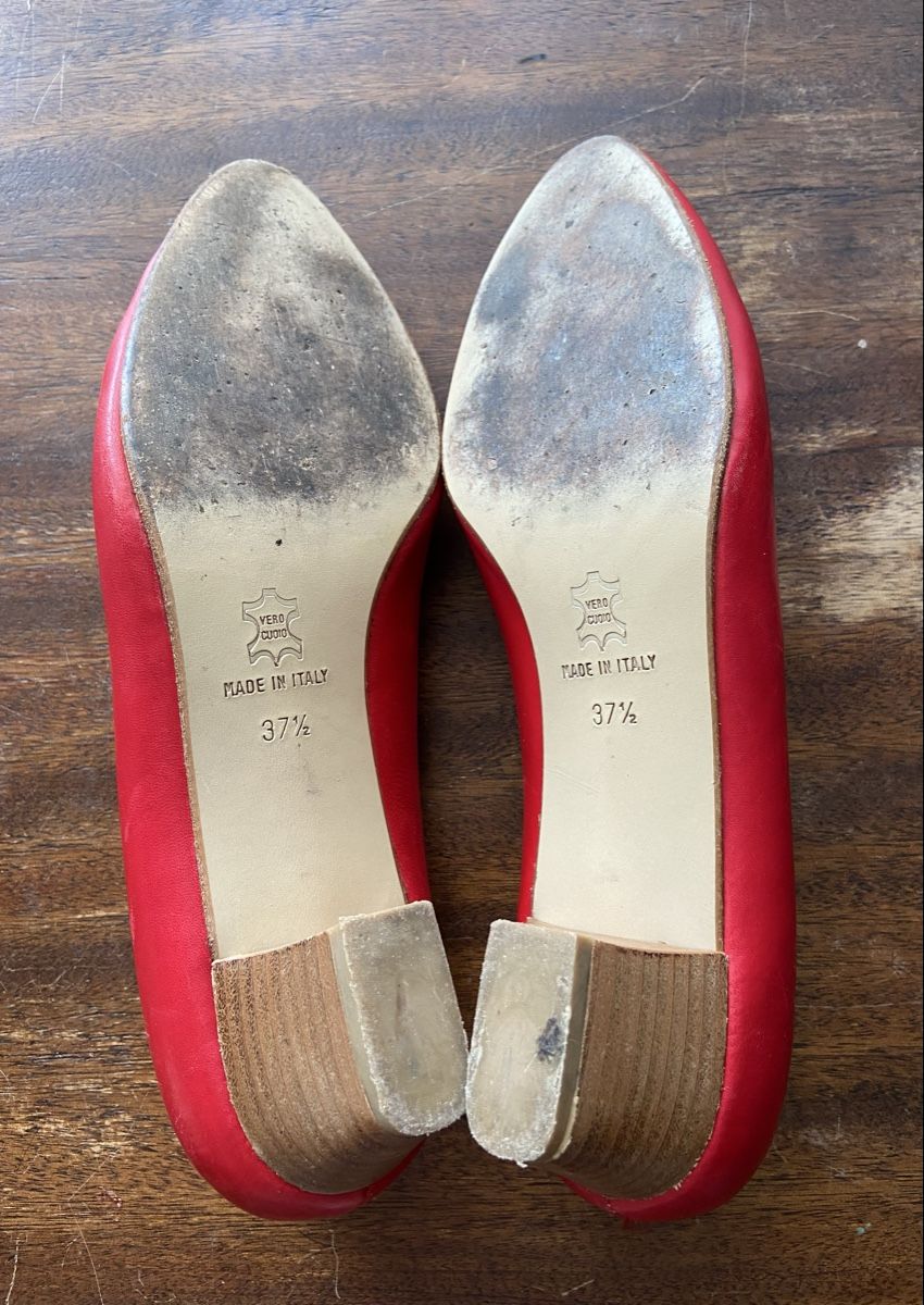 Scarpe da donna: NEW BASIC Pumps Leder rot Grösse 37,5 – Usato da Fislisbach venduto da KolibriSecondhand 7