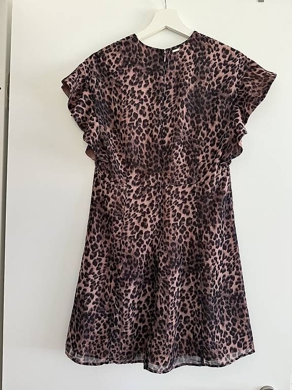 Guess Vestiti: Guess Kleid Leopardenmuster, Grösse S – Nuovo (secondo la descrizione) da Bubikon venduto da V_TINA 4