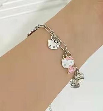 Bracciali & Braccialetti: Hello Kitty: 1 bracelet NEUF – Nuovo e nell'imballaggio originale da Lutry venduto da kylab7 1