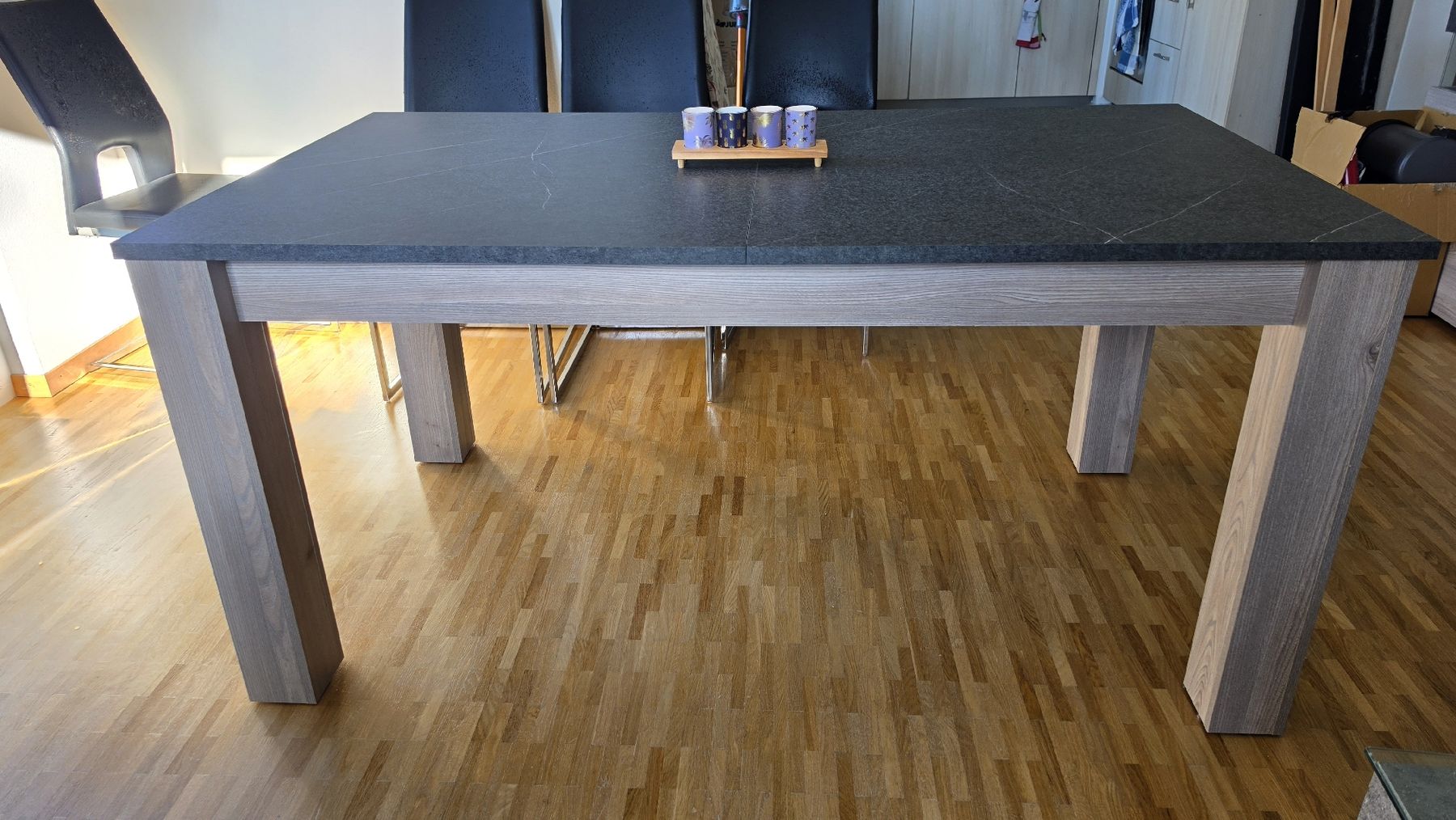 Tische: table a manger – Neu (gemäss Beschreibung) aus Puplinge von jul_k9df 1