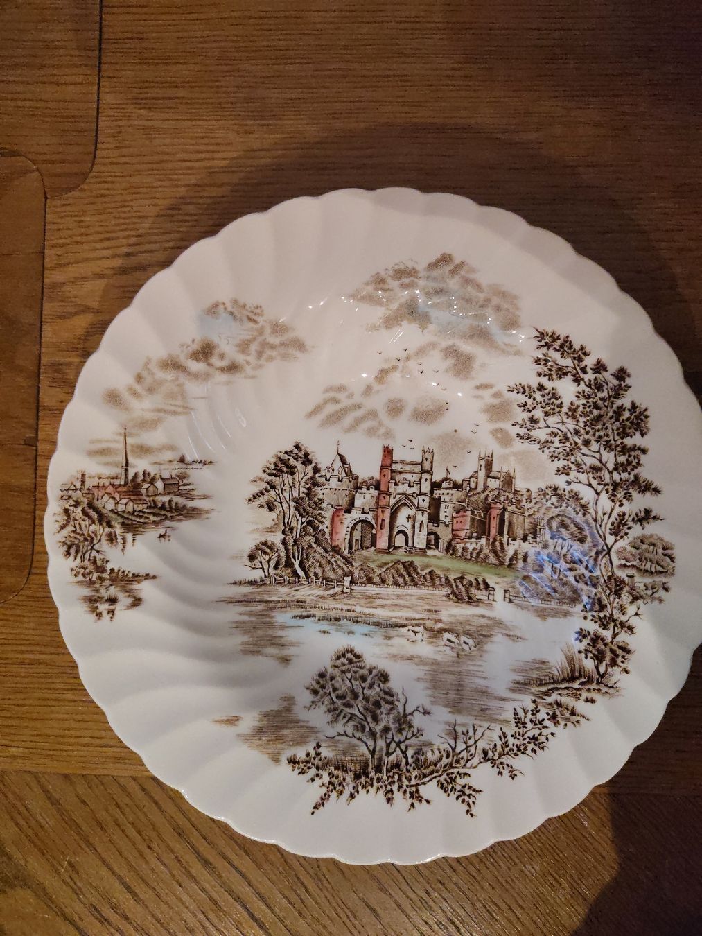 Johnson Brothers Piatti: Johnson Ancient Suppenteller – Usato da Wislikofen venduto da Tinkerbell15