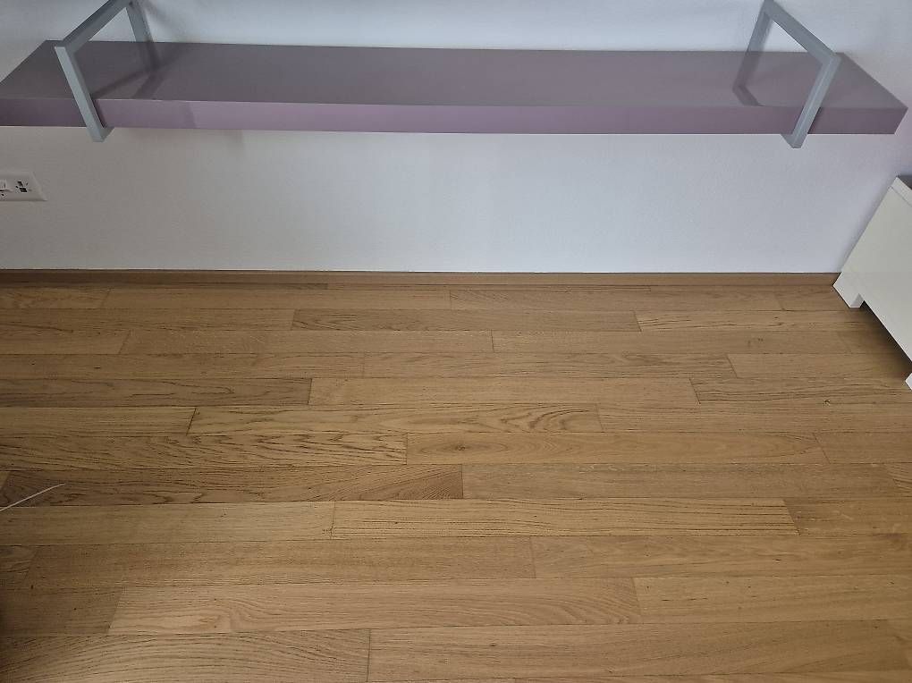 Kleiderpakete: Set da sala completo  – Gebraucht aus Bellinzona von pol_8nkm