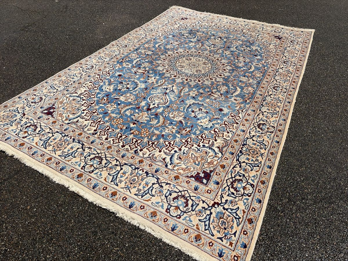 Tappeti: Nain Iran Teppich  – Usato da Wängi venduto da Tesimo