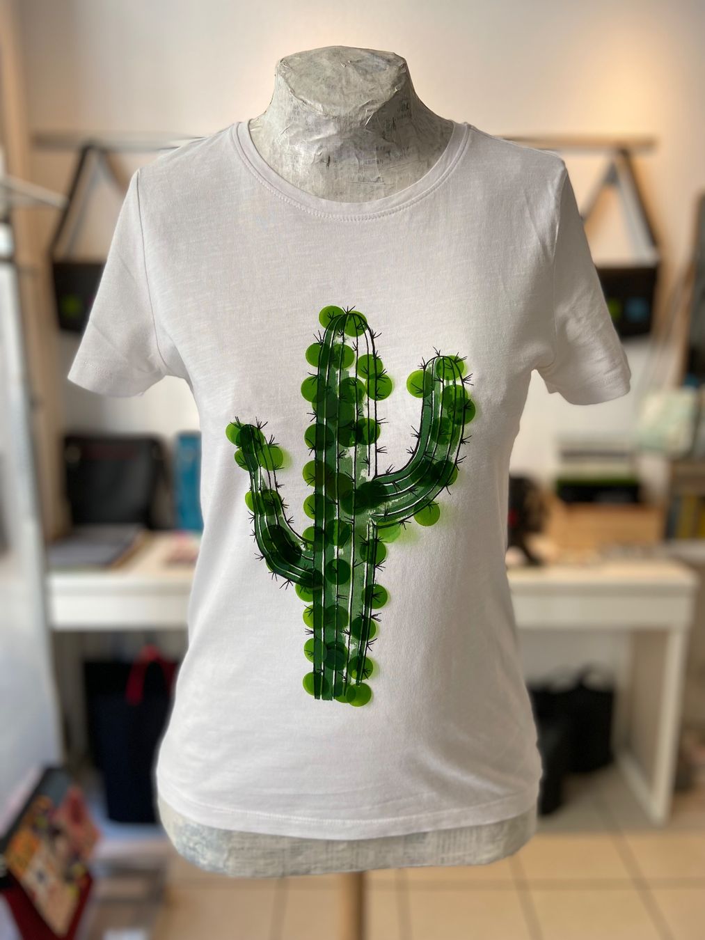 Only T-shirts: T-Shirt Cactus en coton - S – D'occasion à Lausanne par maintenant