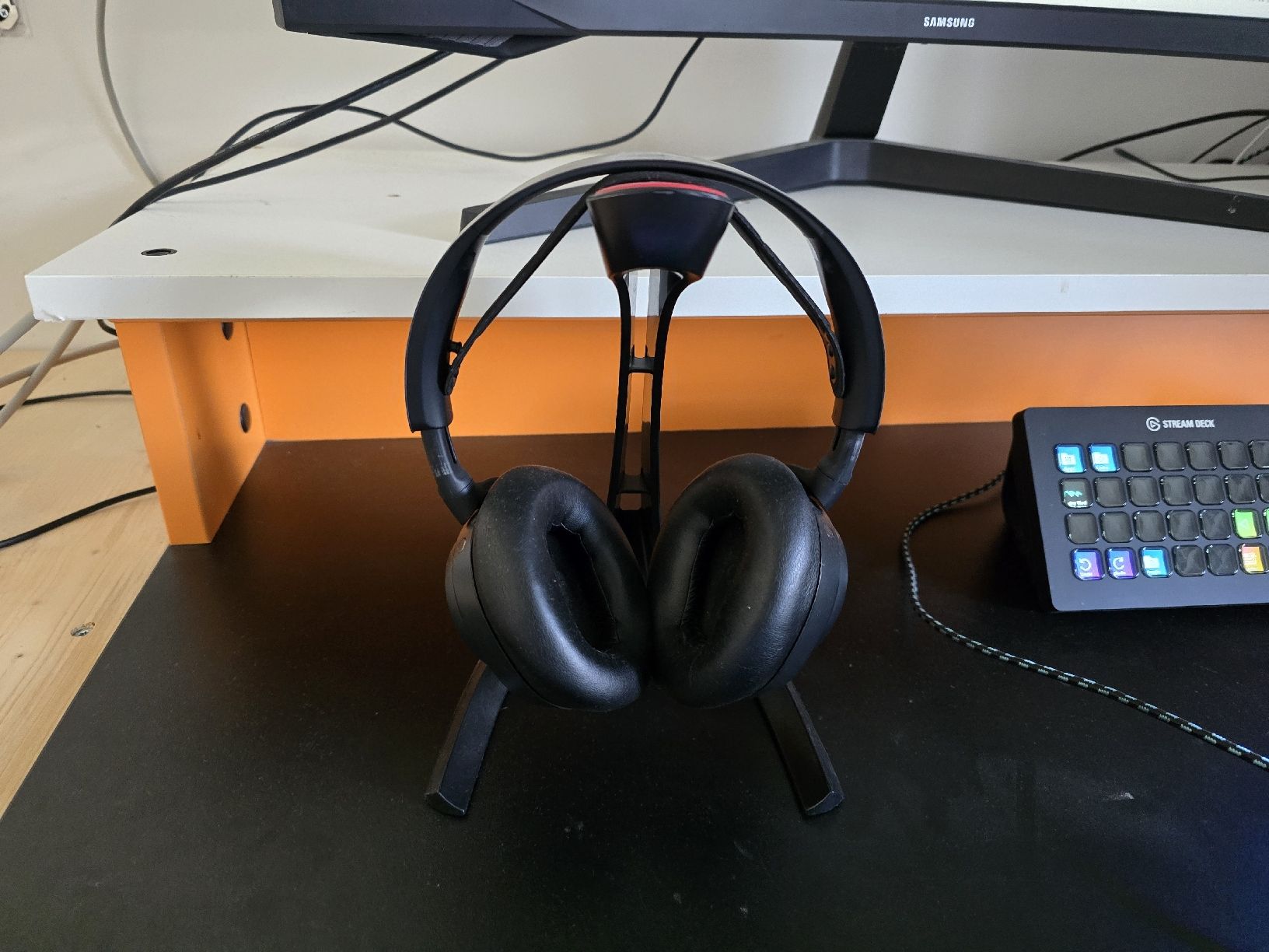 PC: Gaming PC full setup + Extras. Top Zustand – Nuovo (secondo la descrizione) da Züberwangen venduto da nachspce 4