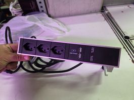 BACHMANN Tischsteckdosenleiste DESK 3x T13, 2x USB 902.5252