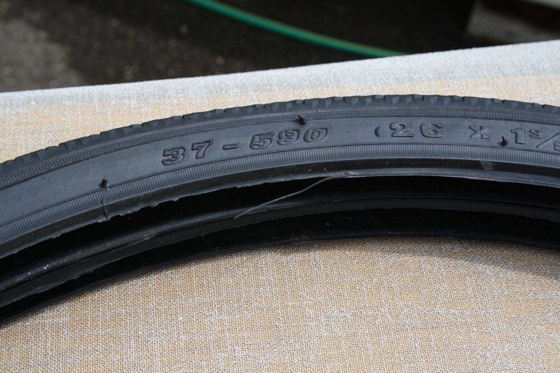 Pneumatici & Ruote complete: 2 VELOPNEUS 26 – Usato da Wauwil venduto da Pneuedy 1