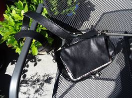 Sicks and Stones Ledertasche