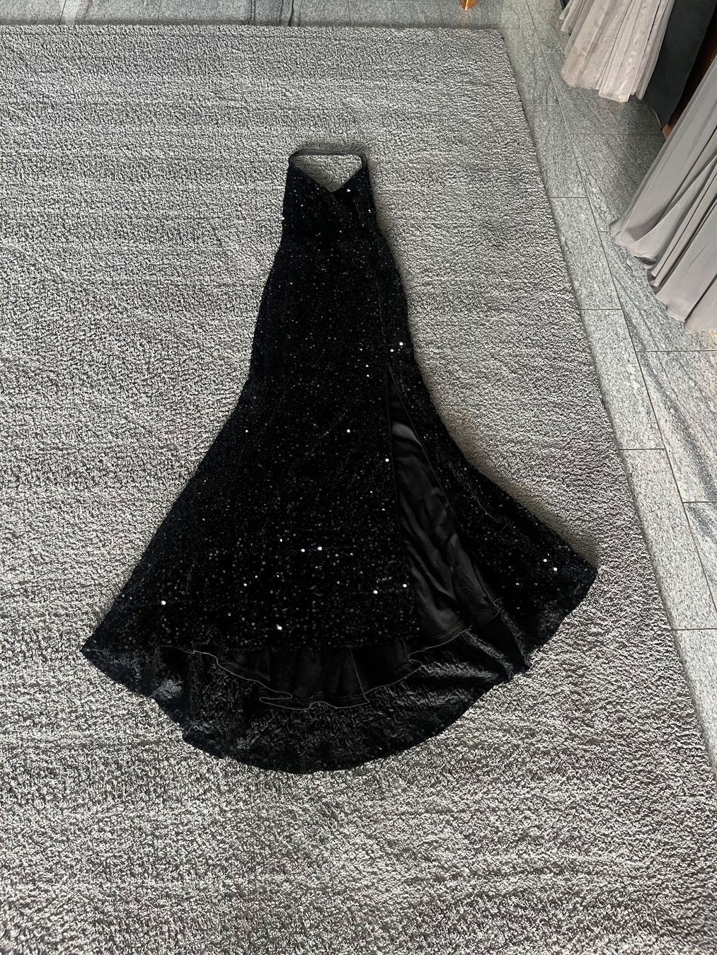 Kleider: Abendkleid lang – Gebraucht aus Wilen b. Wollerau von littleal