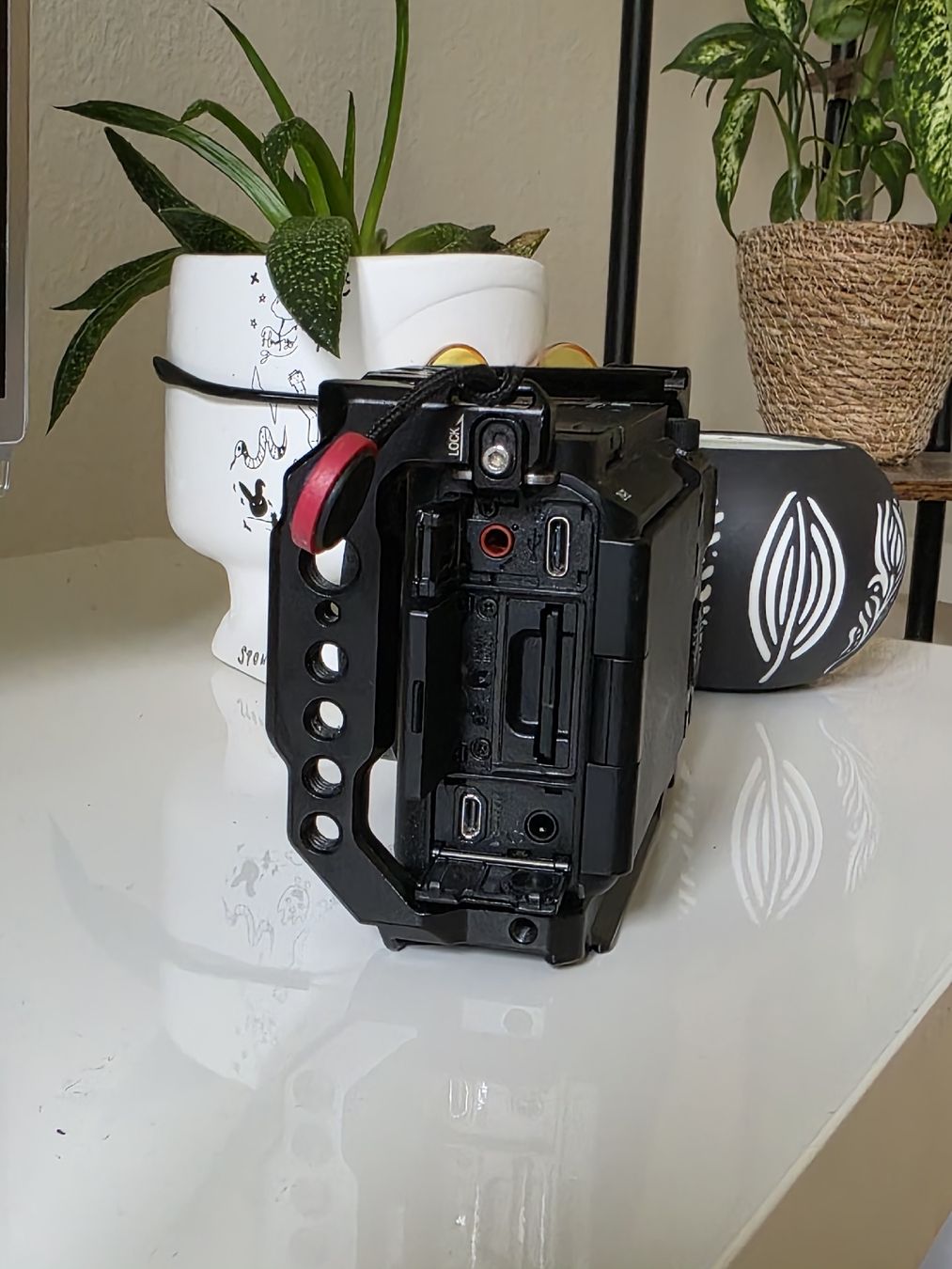 Sony Appareil photo: Sony ZV-E1 Full frame video camera ( with Protection Cage ) – D'occasion à Zürich par Vav_c6fq 3