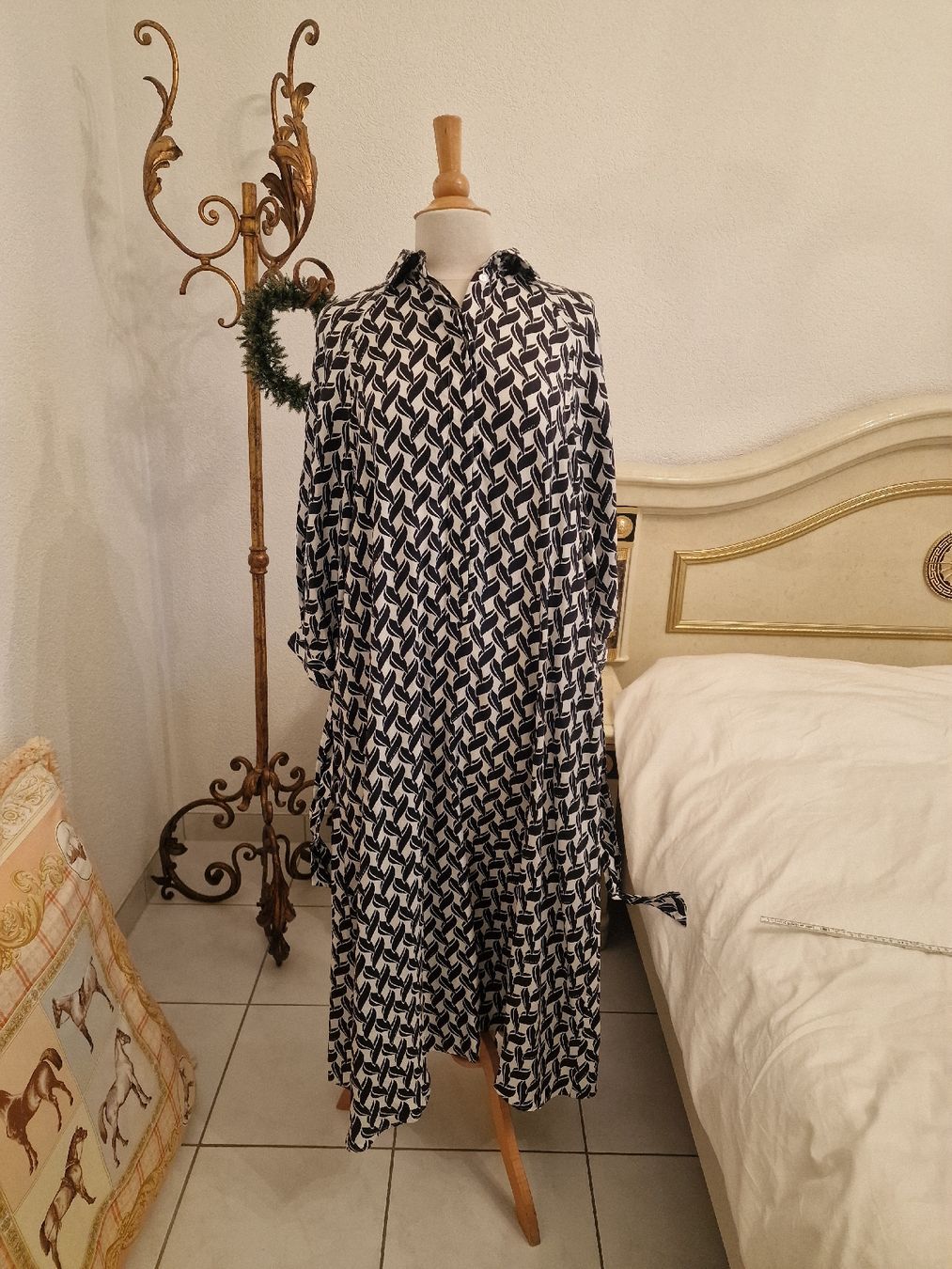 Max Mara Kleider: Max Mara Blusen Kleid Seide Gr. 46EU – Gebraucht aus Oberglatt ZH von Alischa1