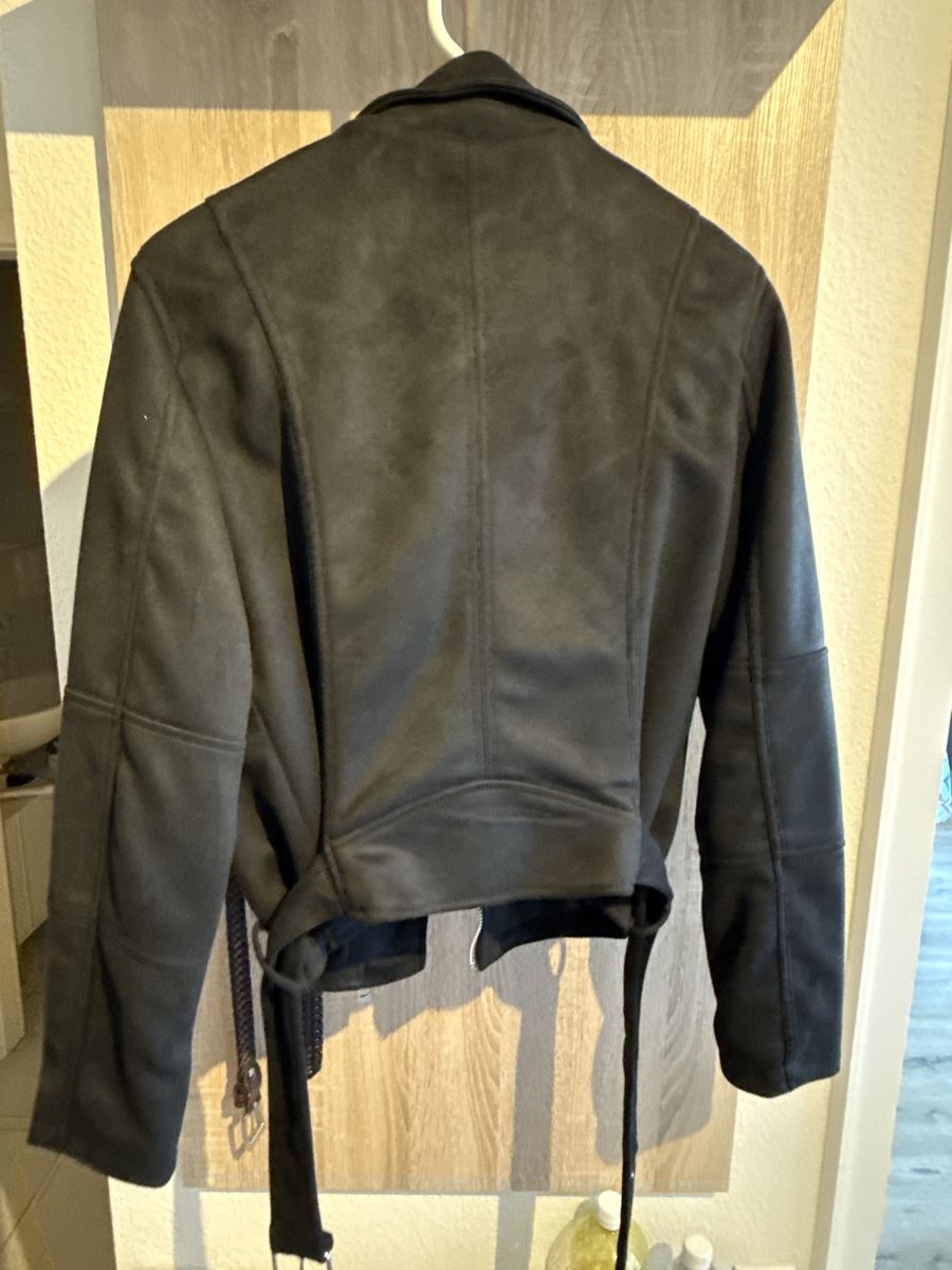 Giacche: Schwarze Jacke im Bikerstil – Nuovo e nell'imballaggio originale da Allschwil venduto da Irlandelfe85 1