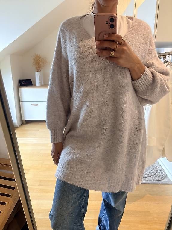 Pullover & Sweatshirts: Pull oversize en maille grise-beige American Vintage – Gebraucht aus Chardonne von any_yq5q 2