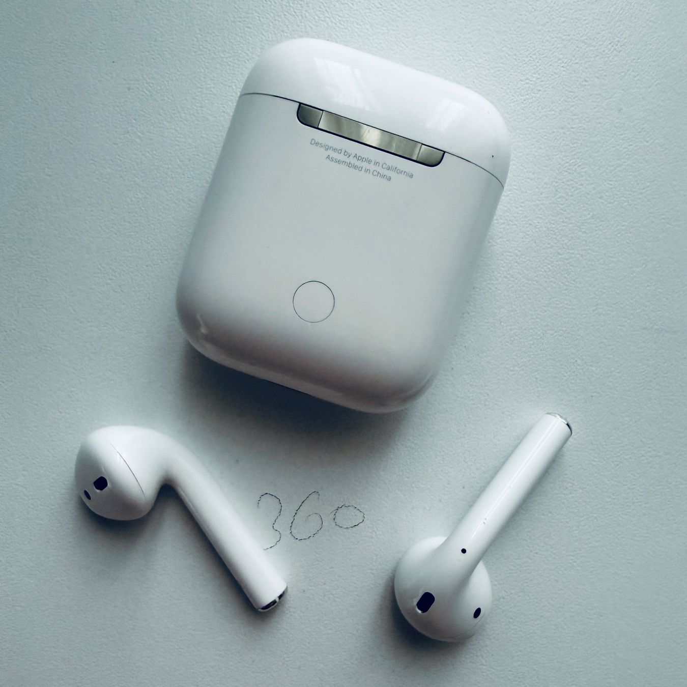Apple Cuffie: Original Apple AirPods 2 Gen. Wireless Kopfhörer & Case – Usato da Basel venduto da MY.AIRPODS.SHOP 9