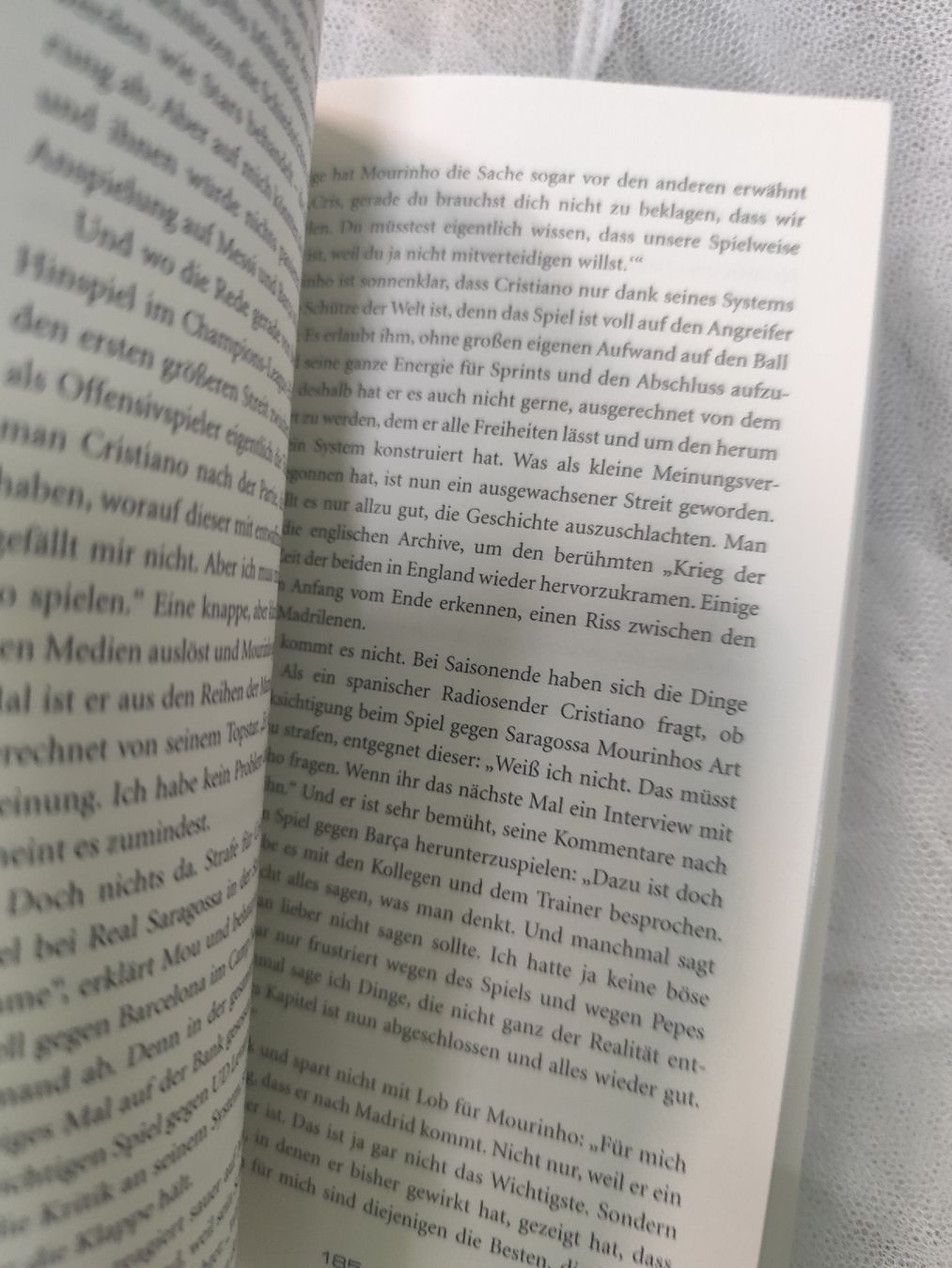 Libri: Cristiano Ronaldo Biographie – Usato da Mägenwil venduto da VintageGirly 3
