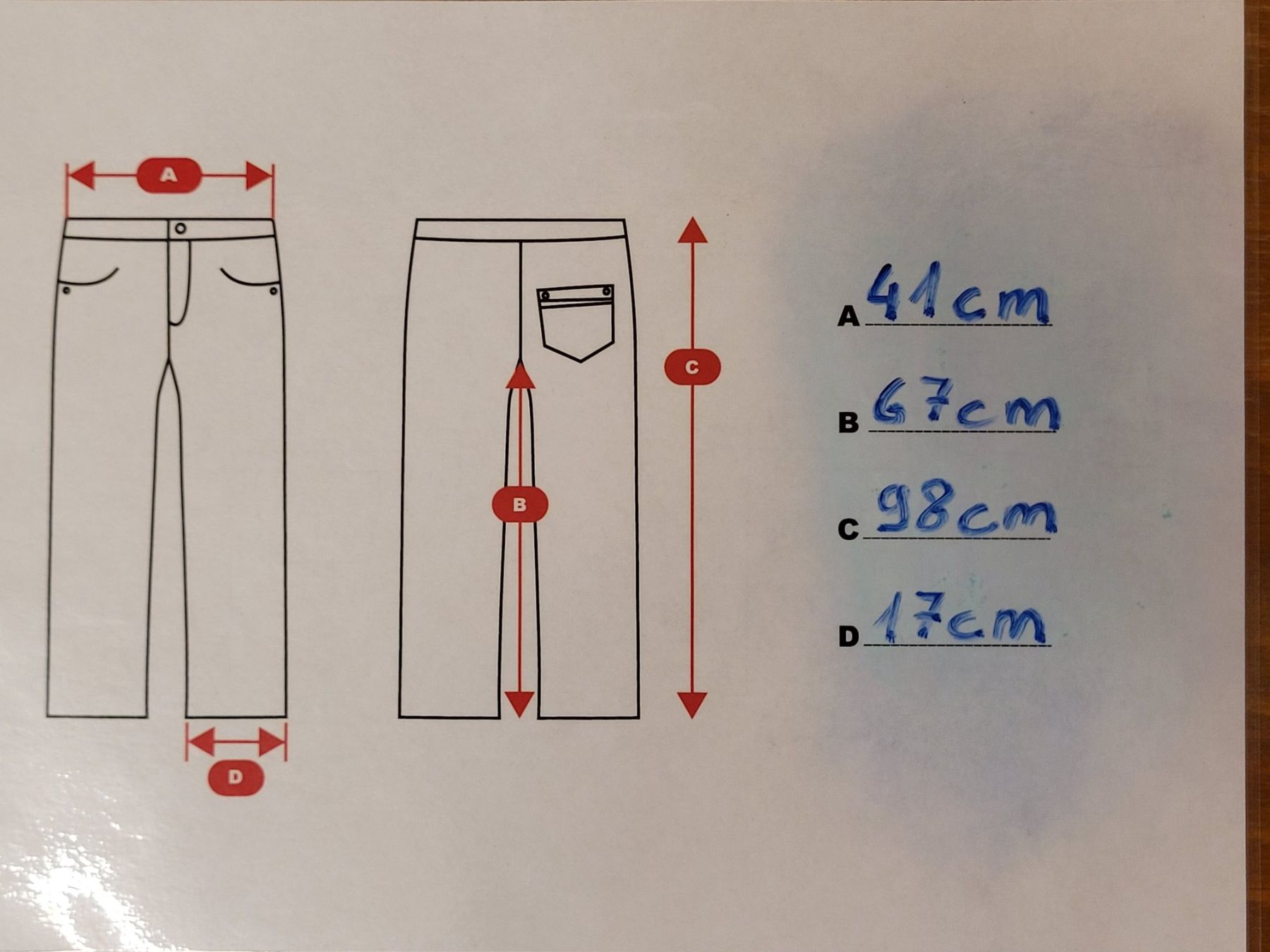 Pull&Bear Jeans: PULL&BEAR Jeans 42 – D'occasion à Lausanne par PlusValue_Lausanne 2