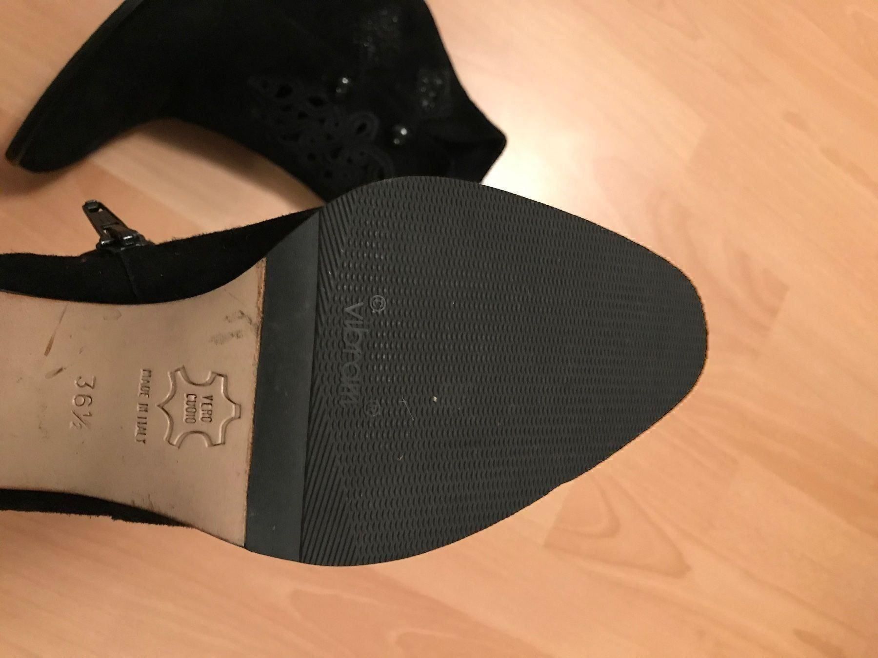 Scarpe da donna: Schwarze Leder-Stiefeletten, Gr. 36.5 – Nuovo (secondo la descrizione) da Hünenberg See venduto da spartakus02 5