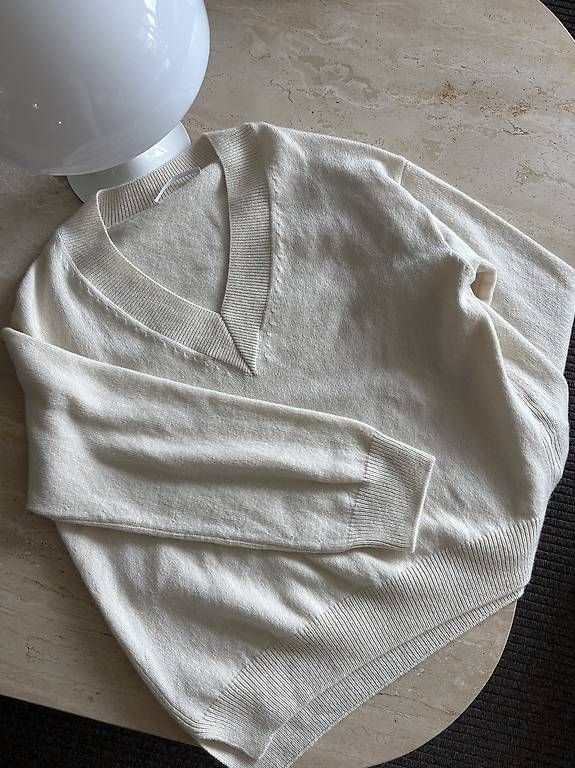 Pulls & Sweat-shirts: Lanius Wollpullover V-Ausschnitt Gr. M – D'occasion à Unterägeri par mar_96hk 1