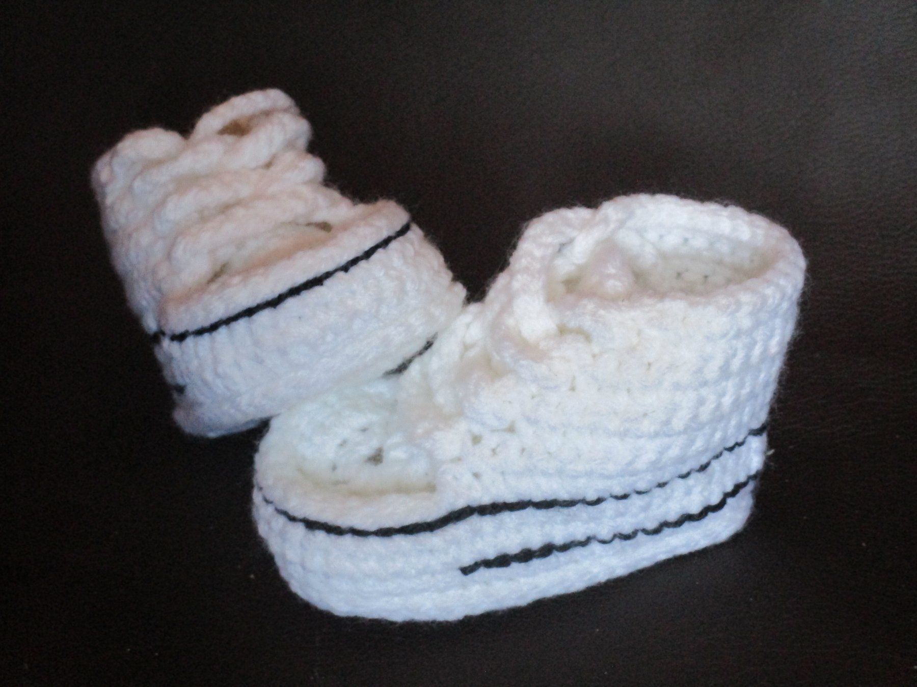 Calze per bambini: Babyschuhe Hand gehäkelt (11cm) – Nuovo (secondo la descrizione) da Leuk Stadt venduto da Simone_RZ