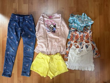 Sommerkleider-Set Mädchen Gr. 136 (Jeans, 2 Kleider, Top)