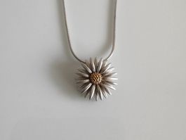Gänseblümchen Anhänger, 18K Weiss- und Gelbgold