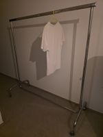 Verstellbare Kleiderstange Chrom - flexibel & stabil!