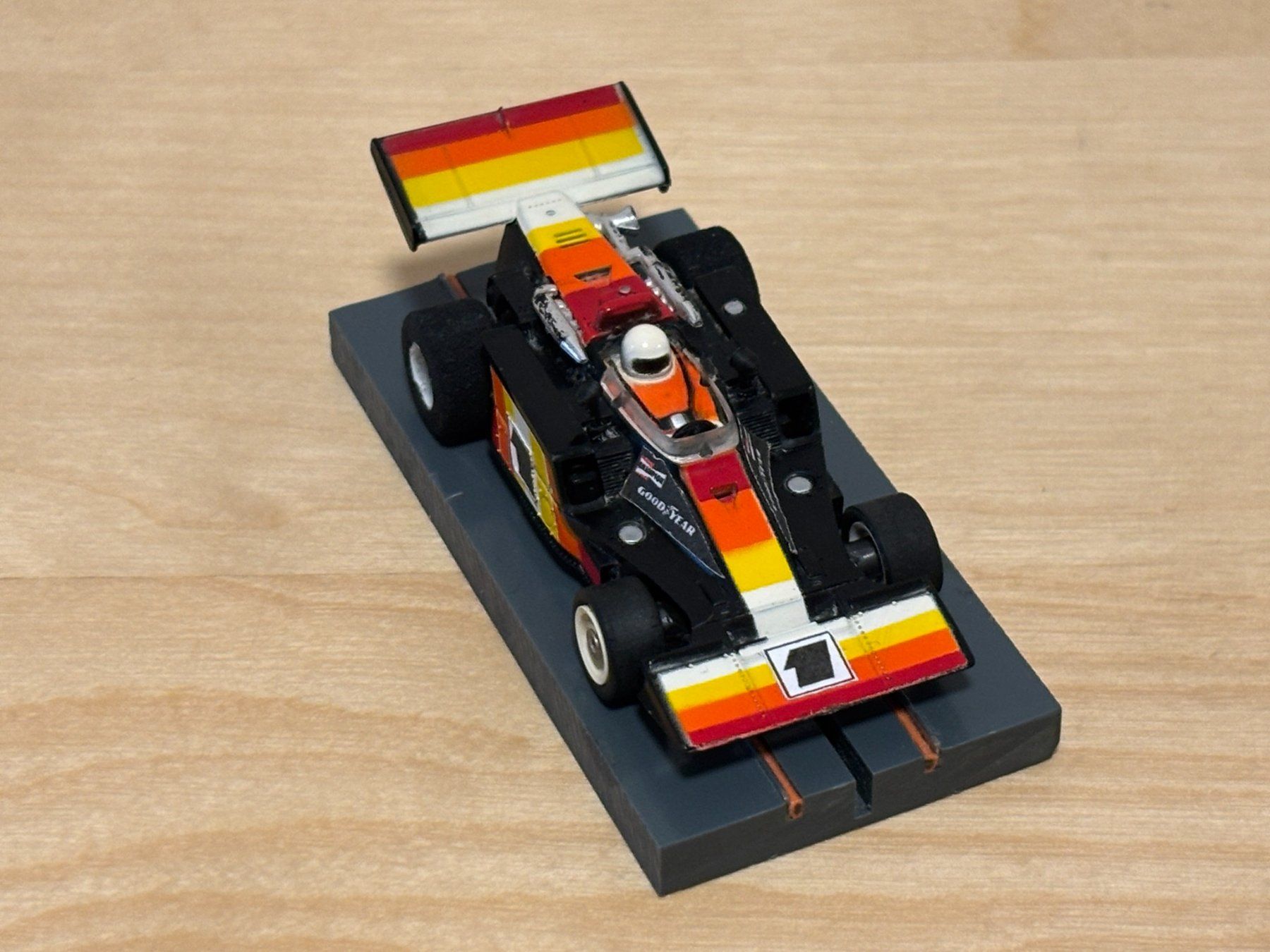 Faller Piste: Faller/Aurora AFX G+Plus Indy Special schwarz – Usato da Bülach venduto da h0slotch 6