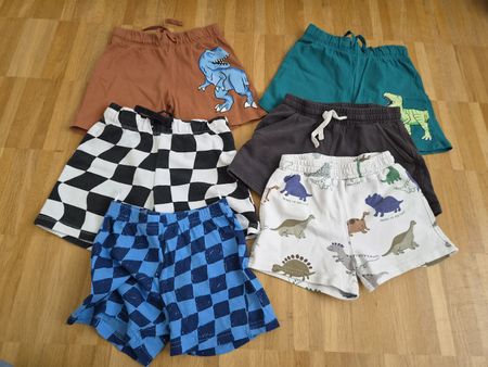 Kleiderpaket 98/104
