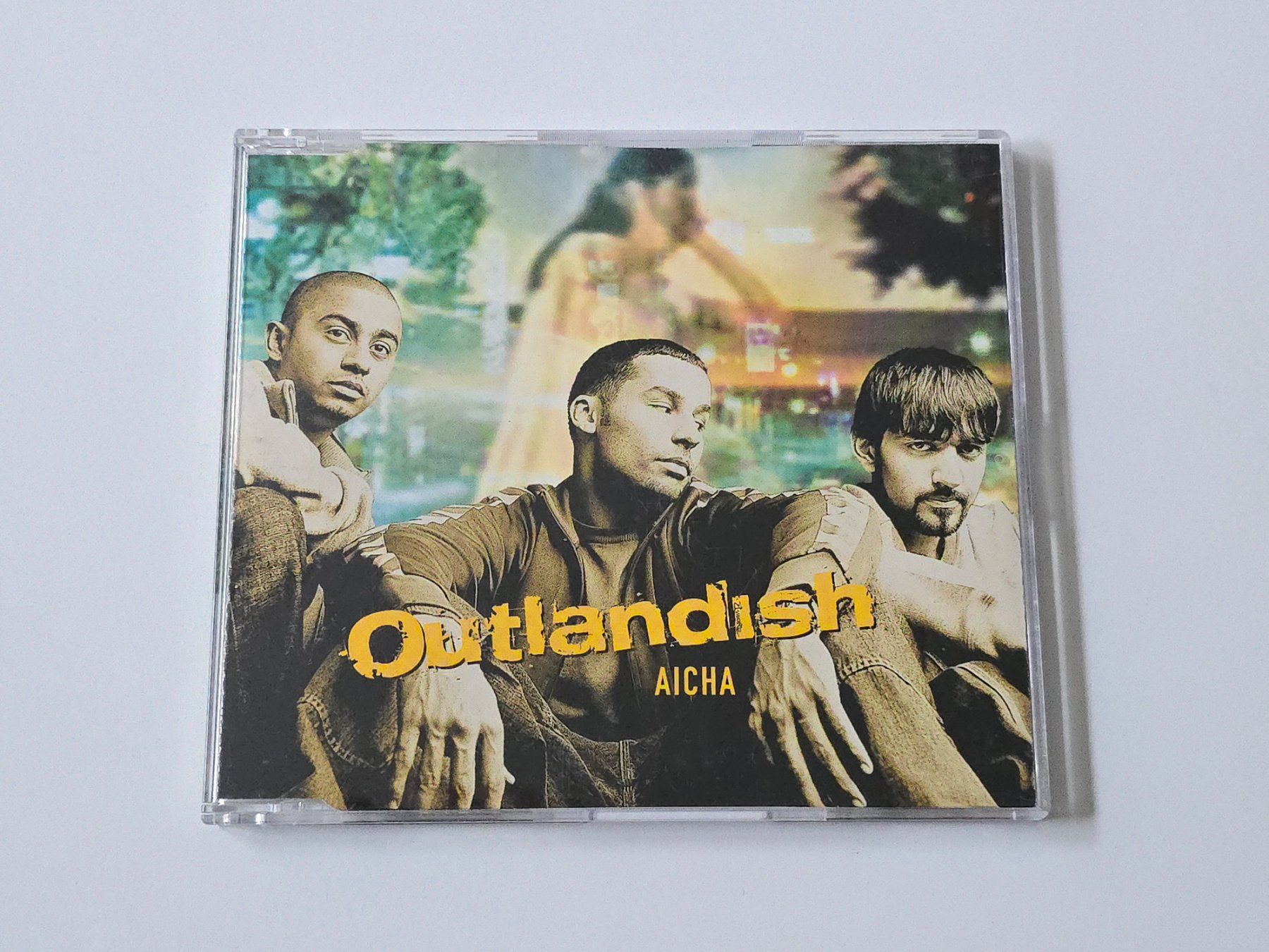 CDs: CD Outlandish - Aicha – Gebraucht aus Dättlikon von Wundertuete_
