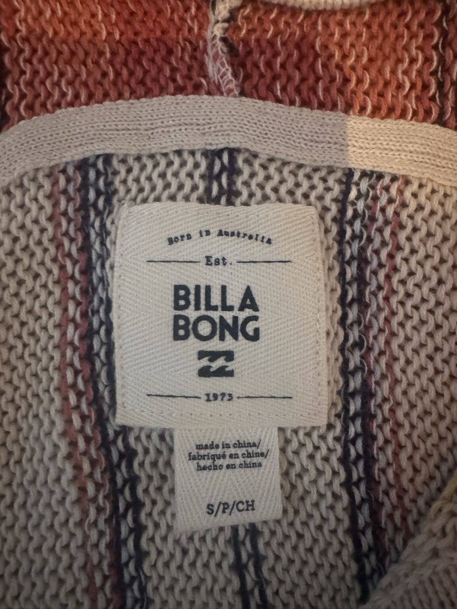 Billabong Pullover & Sweatshirts: Pull à capuche Billabong rayé multicolore taille S – Gebraucht aus St-Livres von Cat_jess 1