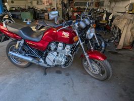 Honda CB Seven Fifty Motorrad rot 47357 km