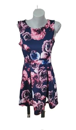 Edles Kleid geblümt Gr. 40 Dorothy Perkins
