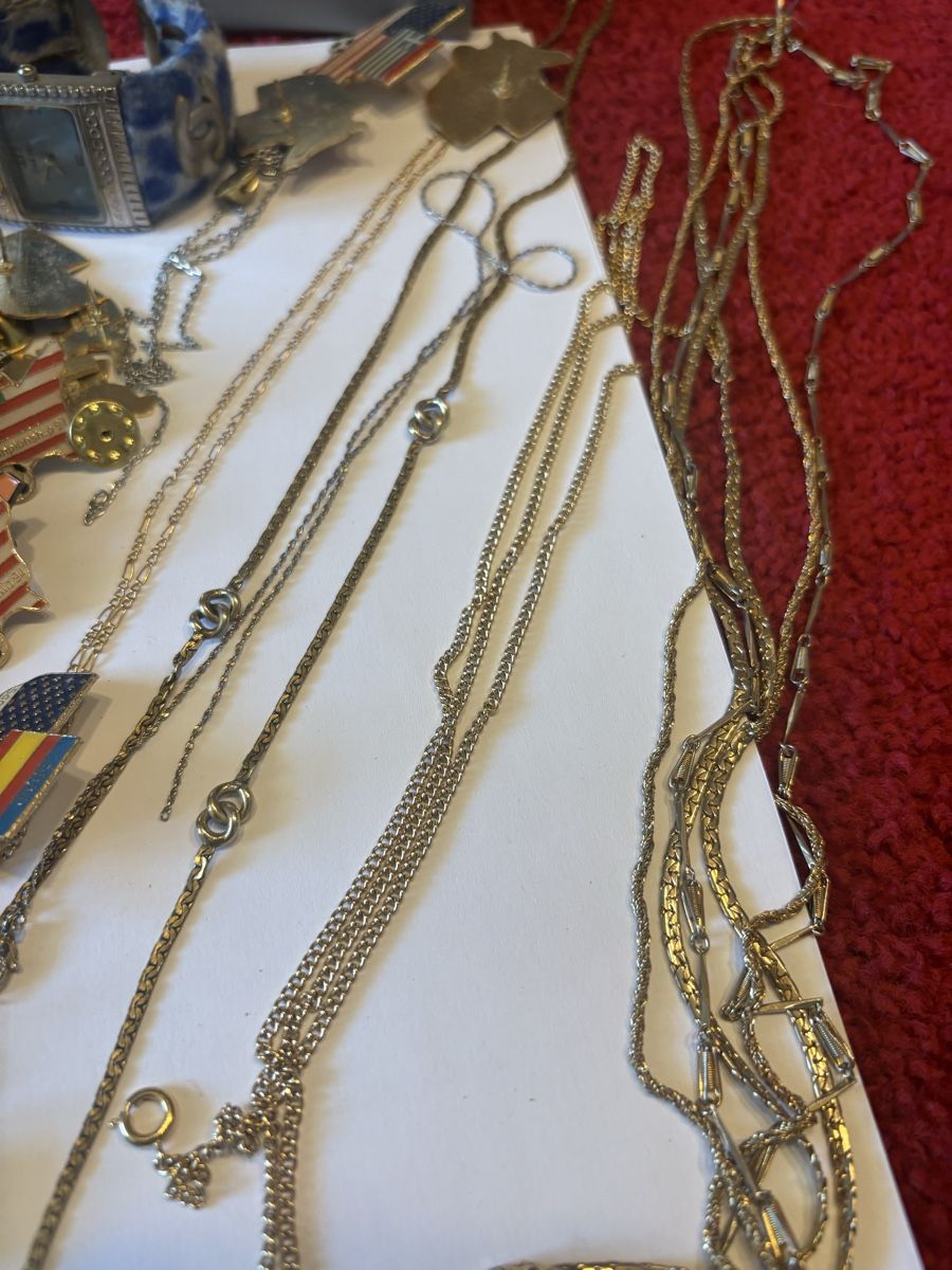 Sonstiger Schmuck: Mode Schmuck Pins Mix – Gebraucht aus Murten von Tzaugg 5