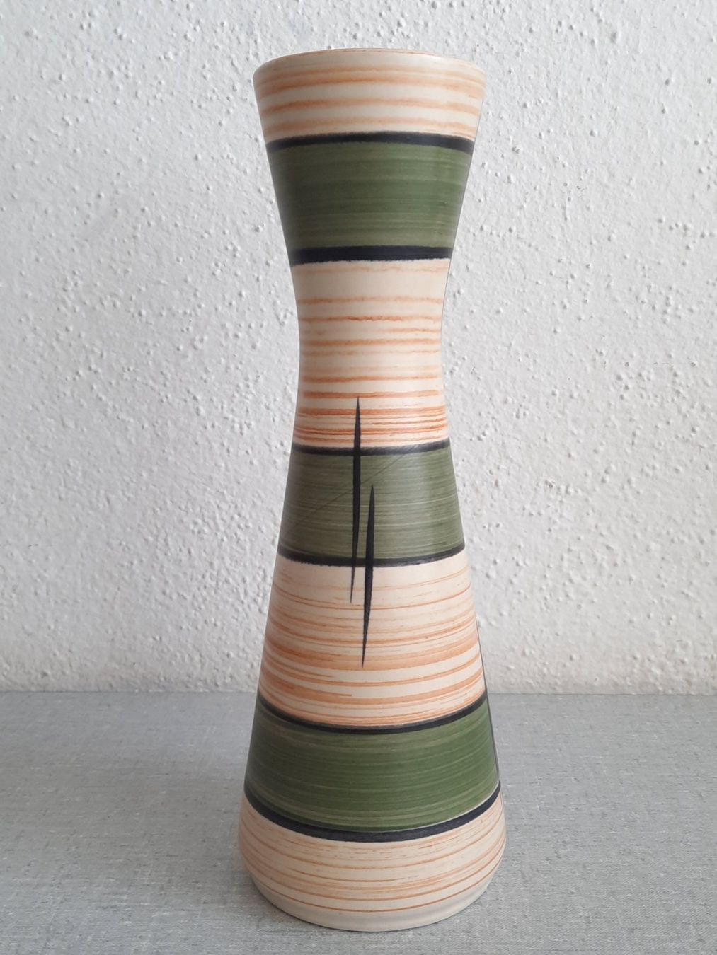 Vasi & Recipienti: Schöne vintage Blumenvase, hell – Usato da Weinfelden venduto da Yenas10