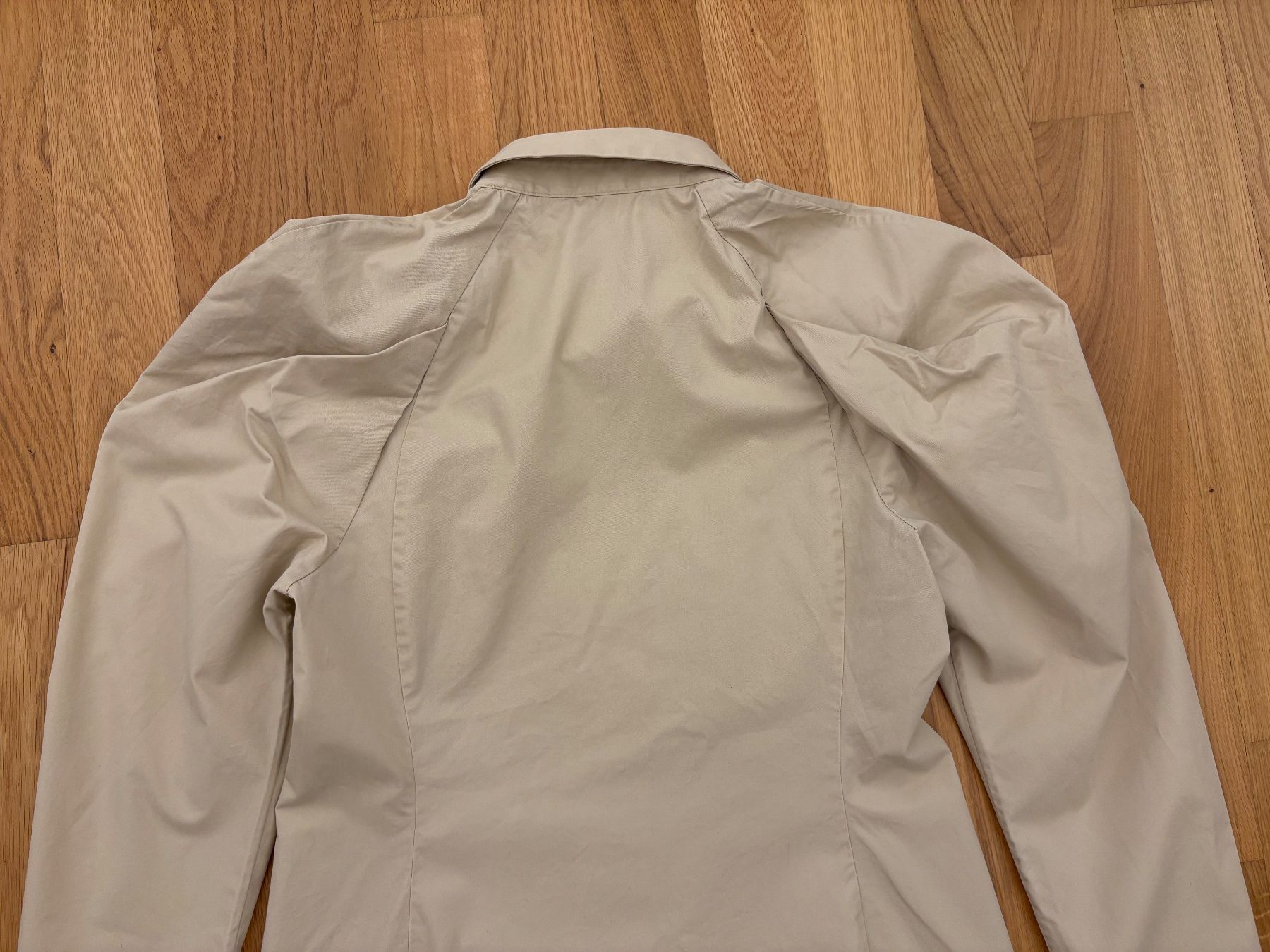 Cos Blusen: COS - Lange Bluse in Beige, Grösse 36 – Gebraucht aus Zürich von cassandra1504 4