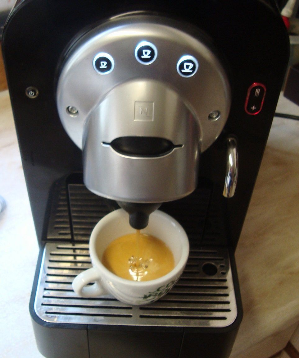 Macchine per caffè & Macchine per espresso: Nespresso Gemini CS 100 Pro – Usato da Jona venduto da Moster01 4