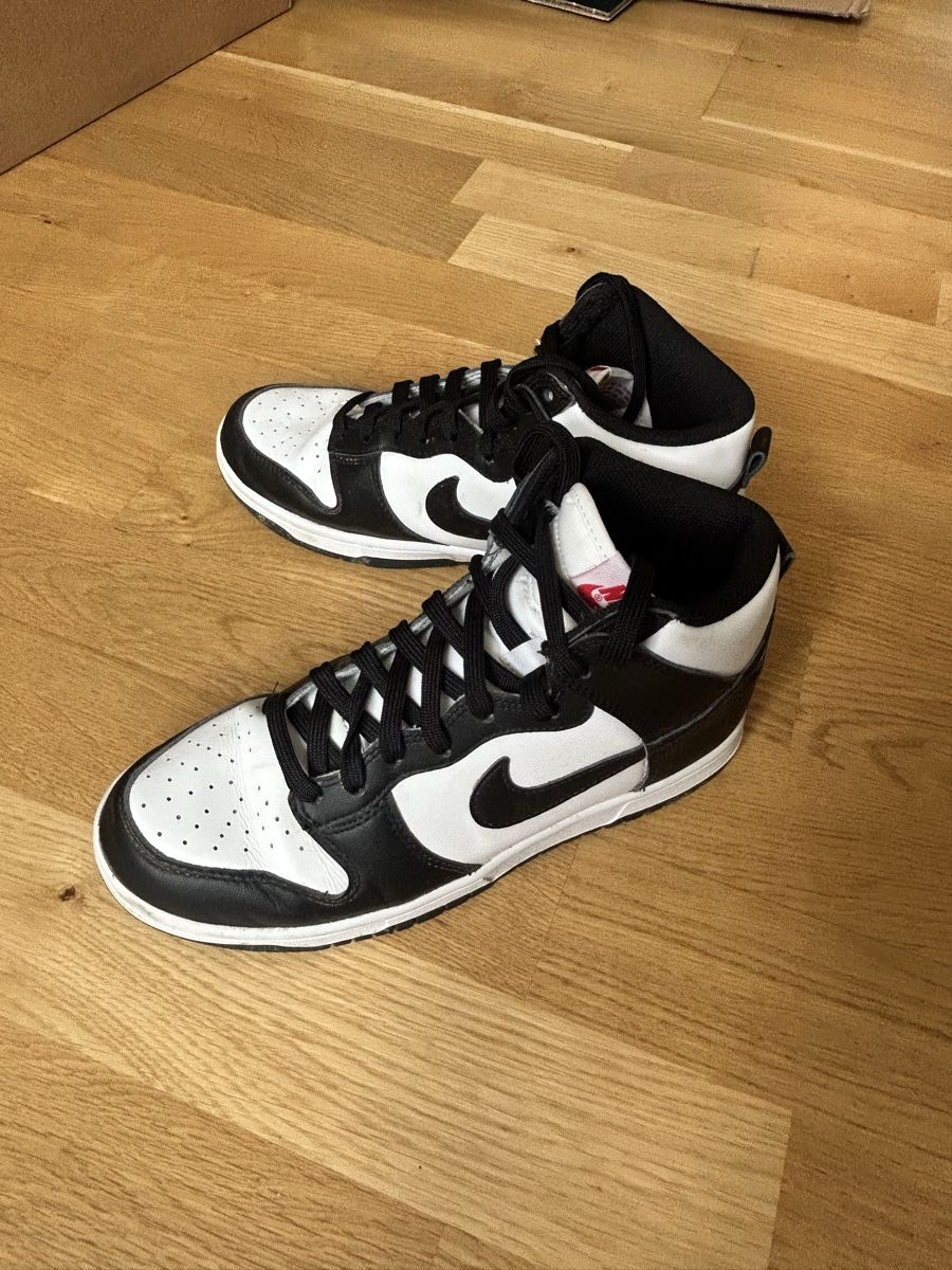Nike Scarpe da donna: Nike Dunk High Retro Panda Grösse 39 – Usato da Zürich venduto da kay_gd22 1