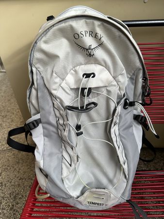 Osprey Tempest 9