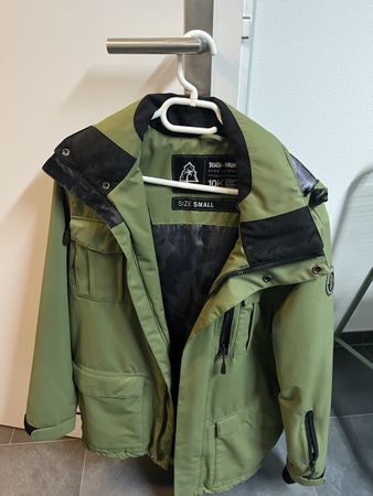 Beach Mountain Winterjacke, Gr. S, Top Zustand!