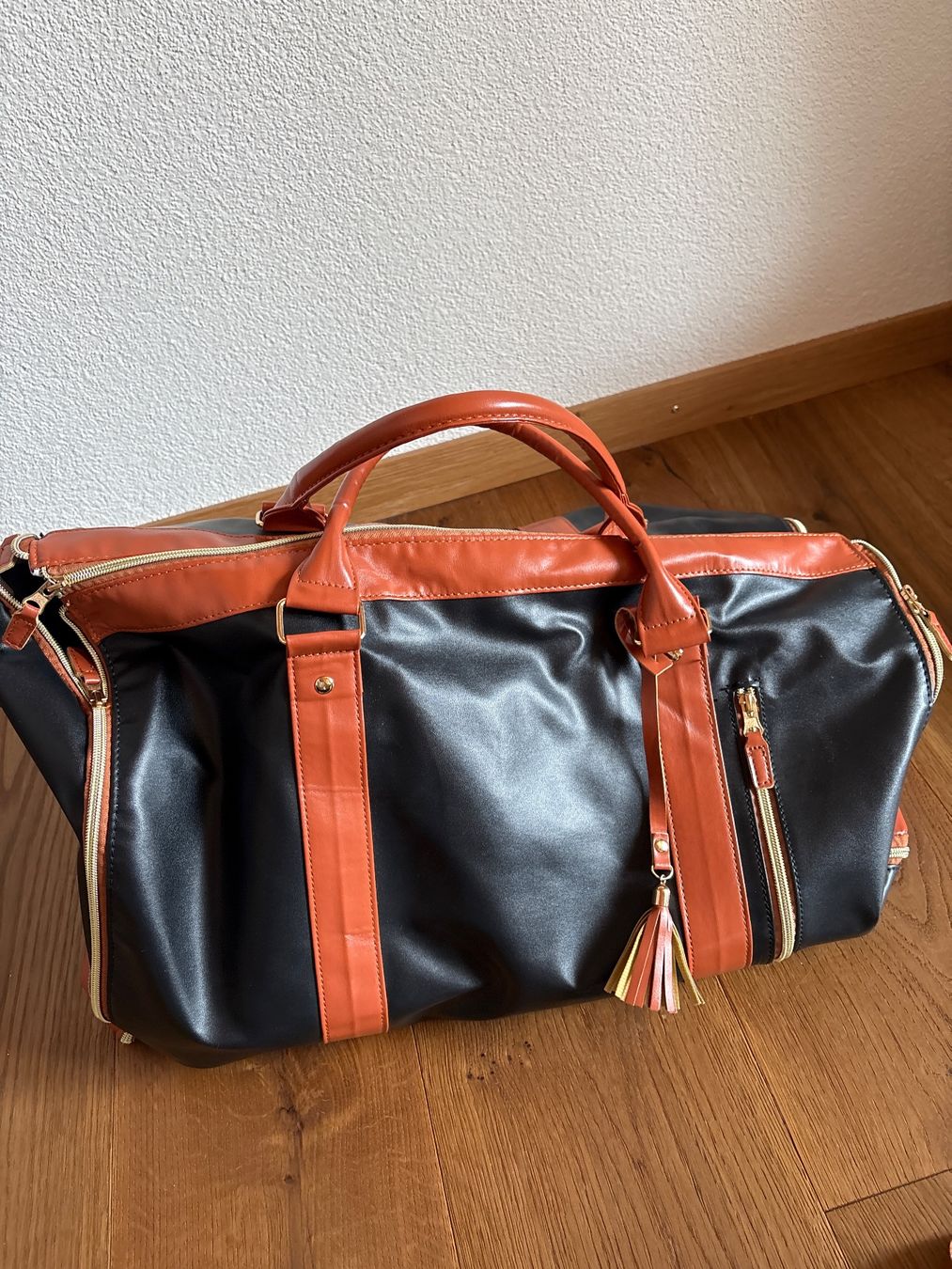 Borse: Wandelbare Reisetasche – Nuovo (secondo la descrizione) da Brittnau venduto da YvRhMi 4