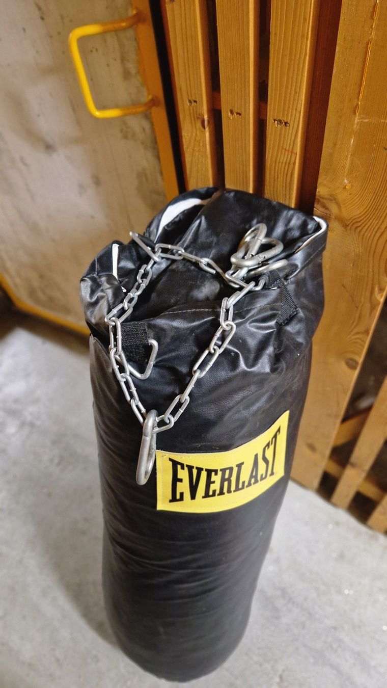 Everlast Sacchi da boxe: Boxsack Everlast – Usato da Zürich venduto da ramoud 1