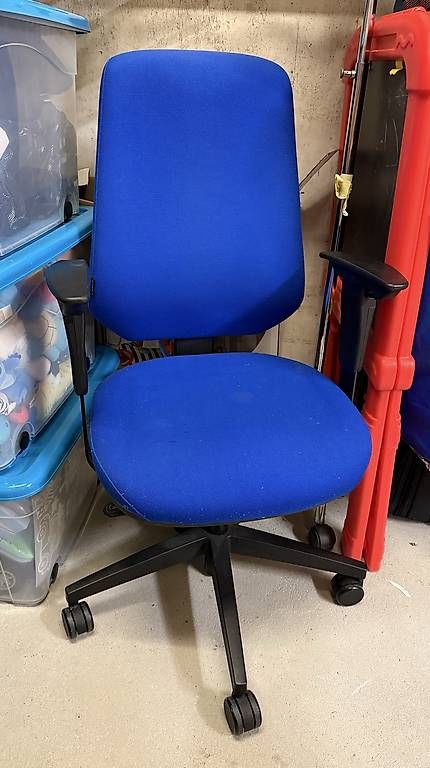 Sedie: Tergon Bürostuhl  CHF 50. – Usato da turbenthal venduto da spongi13