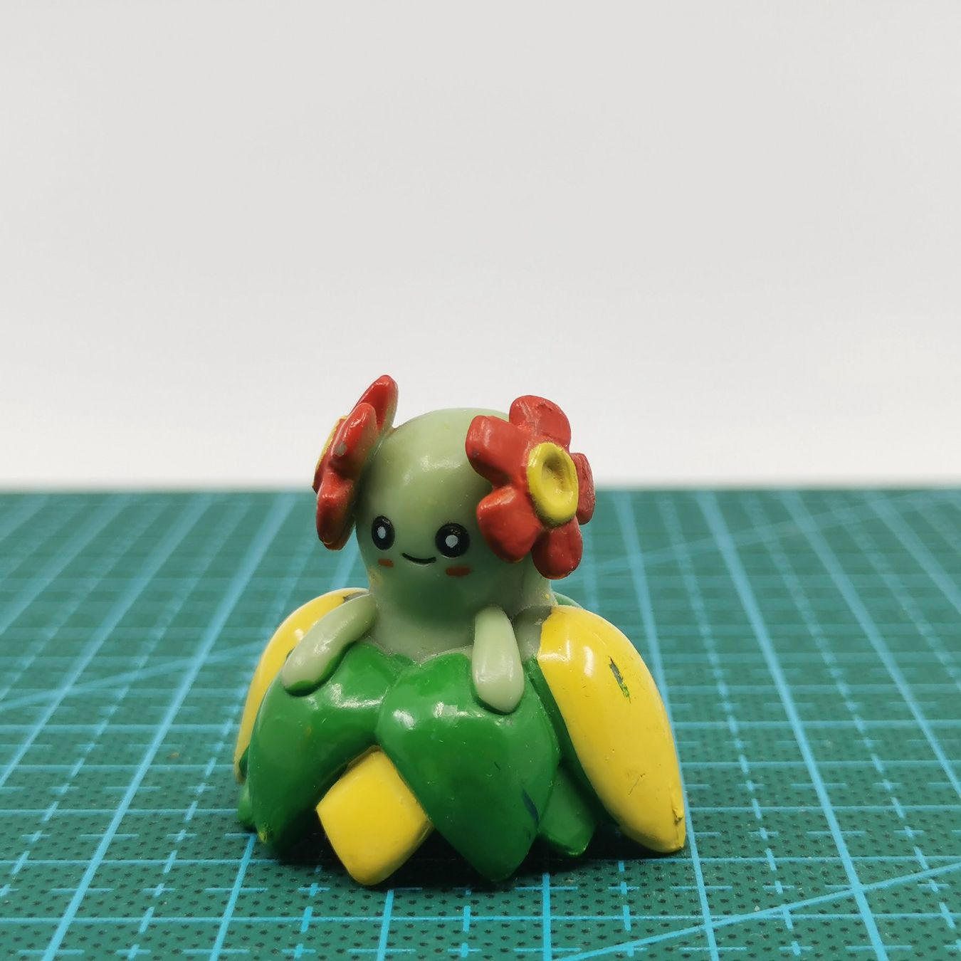 Nintendo Statuette: Figurine Pokemon Joliflor Nintendo 2001 – Usato da Lutry venduto da Brocantosaurus