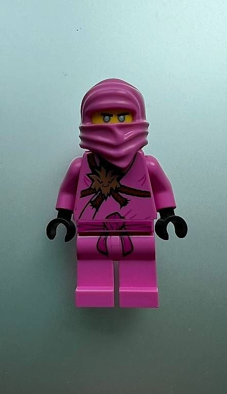 Giocattoli: LEGO Ninjago Zane Avatar Pink – Usato da Kilchberg ZH venduto da bin_sq5j 1