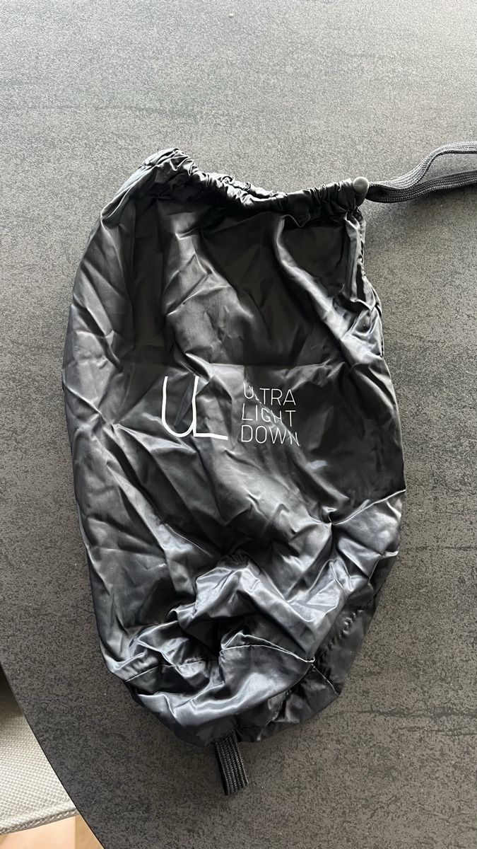 Uniqlo Vestes: Uniqlo Down Jacket Black Size XS – Neuf (Voir description) à Tannay par EllaSF 2