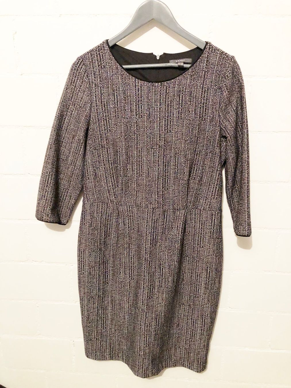 Esprit Vestiti: Damenkleid - Grösse XL - Marke "ESPRIT" – Nuovo (secondo la descrizione) da Glattbrugg venduto da Ariel012 1