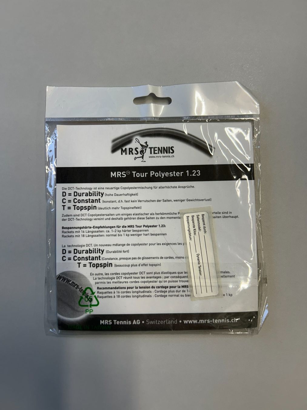 Racchette: MRS Tennissaite Tour Polyester 1.23mm - Neu & Original – Nuovo e nell'imballaggio originale da Zürich venduto da kun_d8p9 1