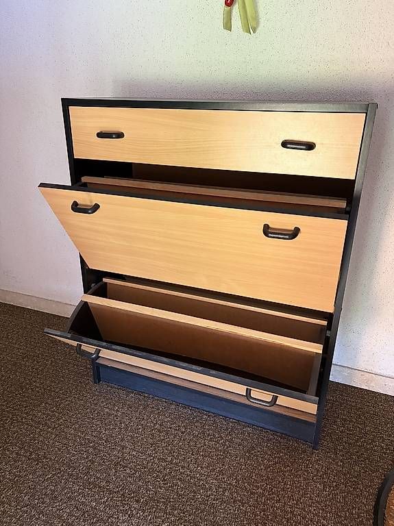 Garderobe: Schuhmöbel – Gebraucht aus Zug von Quips35 2