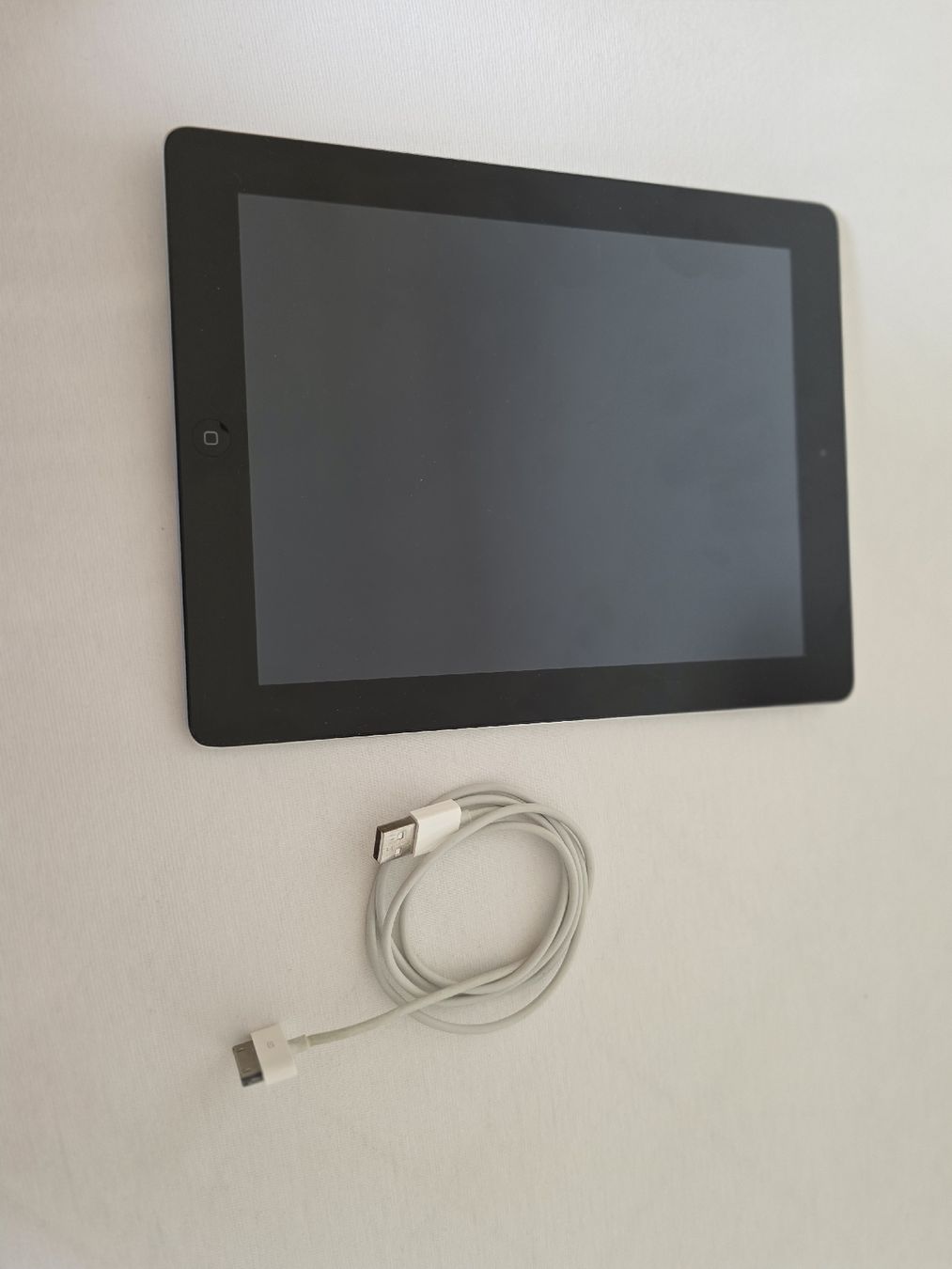 Apple Tablet PC: iPad 2 - 32Gb – Gebraucht aus Suhr von MrvicaAG 5